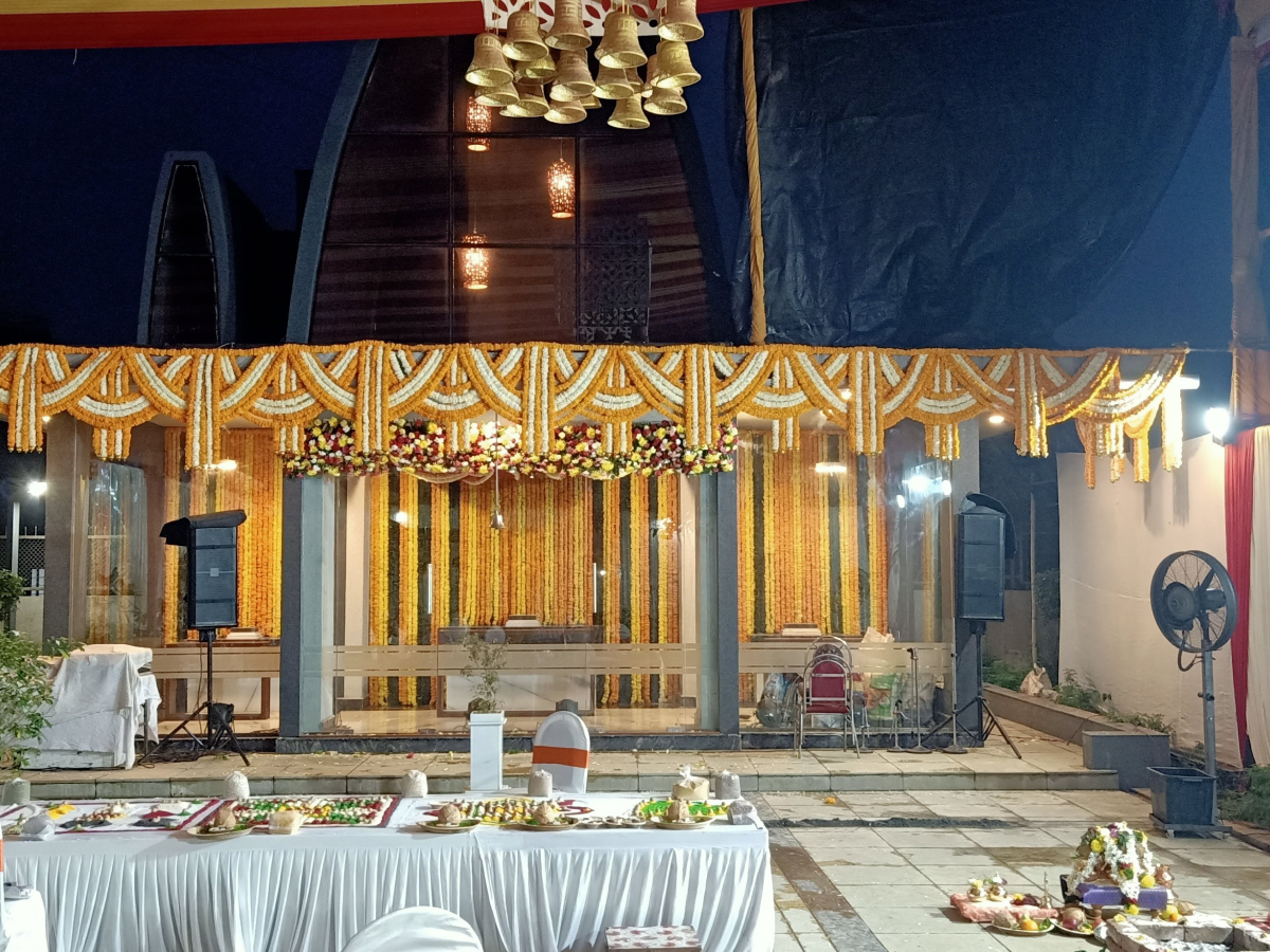 Pebbles-Urbania-stapana-1